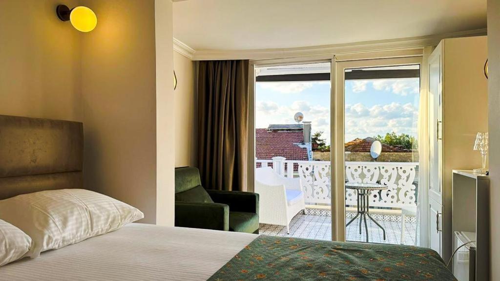 Hi Hotel Ivy Bueyuekada جزر الأمراء المظهر الخارجي الصورة