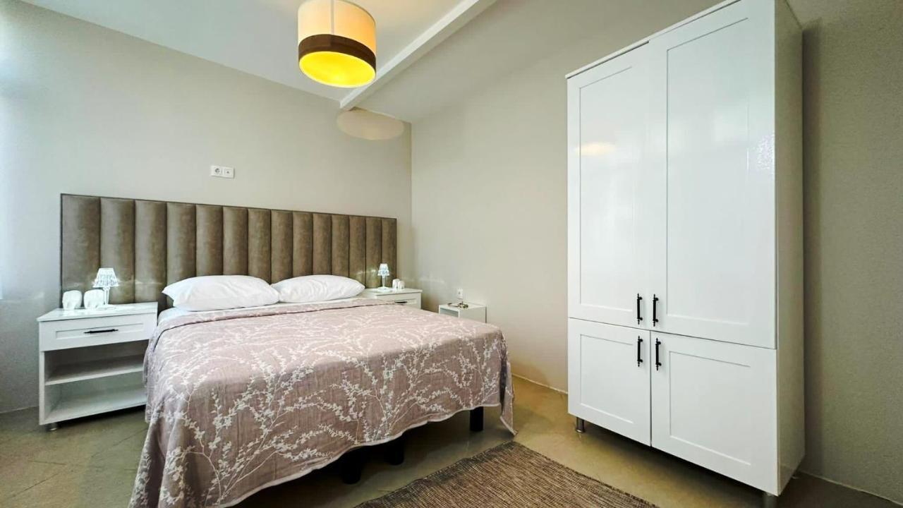 Hi Hotel Ivy Bueyuekada جزر الأمراء المظهر الخارجي الصورة